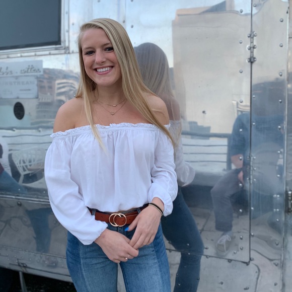 Meet your Posher, Katie - Picture 1 of 1